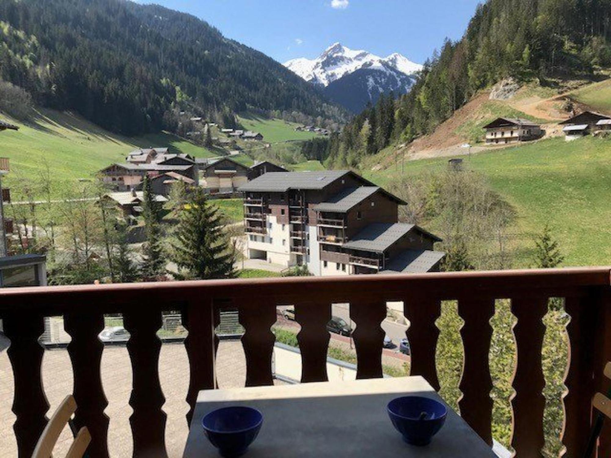 Appartement Cosy Pour 4, Au Coeur Du Village, Proche Des Pistes Et Avec Piscine Estivale - Fr-1-342-173 Areches Exterior photo